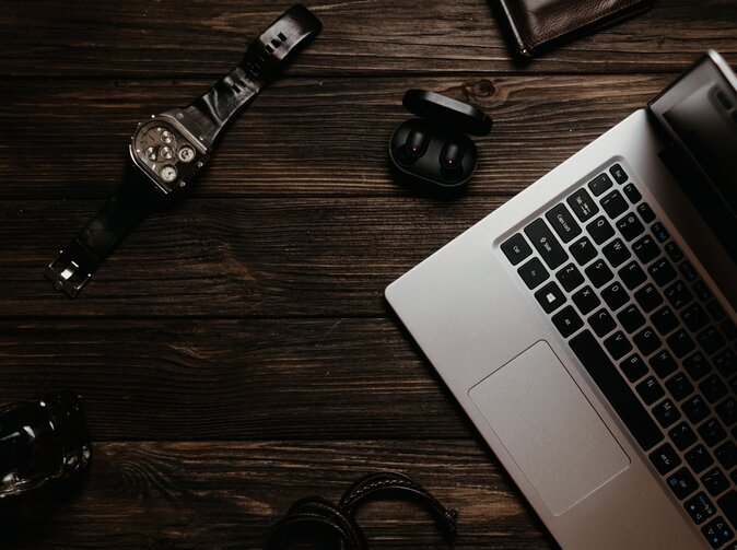 V Česku používá chytré telefony již 82 % osob