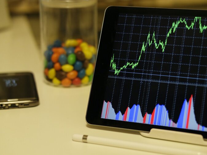 Deloitte: Počet evropských transakcí se ve 2. kvartálu propadl o 10 %