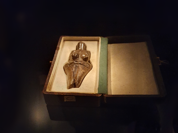 UNIQA pojistila výstavu s Věstonickou venuší v Národním muzeu