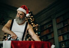 Vánoční období přináší zvýšené riziko škod na majetku. Allianz radí, jak se jim vyhnout