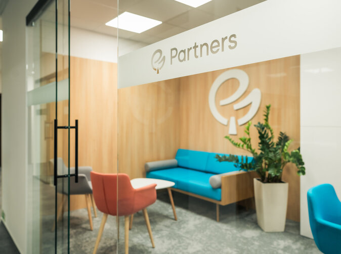 Partners Banka nabídne balíčky pro páry a rodiny i výběr produktů celého trhu