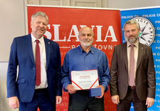
			Slavia a policie ocenily muže z Českolipska, který zachránil zraněného chlapce