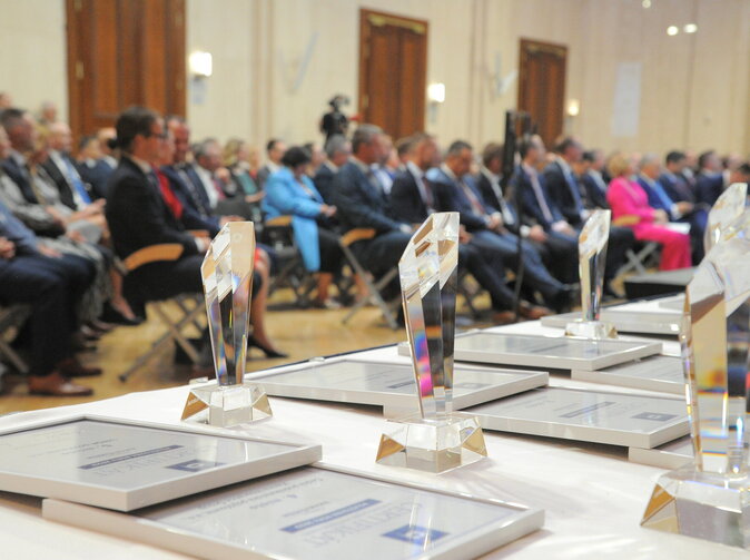 Anketa Pojišťovna roku 2024 přinese novinku: Kdo se stane Týmem upisovatelů?