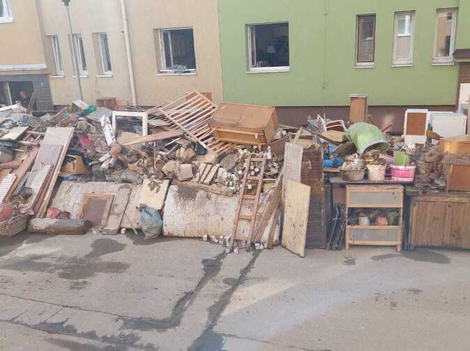 Slavia odhaduje škody kolem 300 milionů Kč. Desítky případů už jsou vyplacené