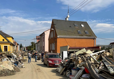 
			Kooperativa pokračuje v řešení povodňových škod