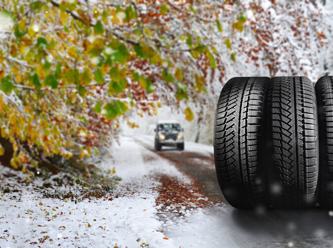 Zimní sezóna klepe na dveře. Bez zimních pneumatik riskujete nehodu i pokutu