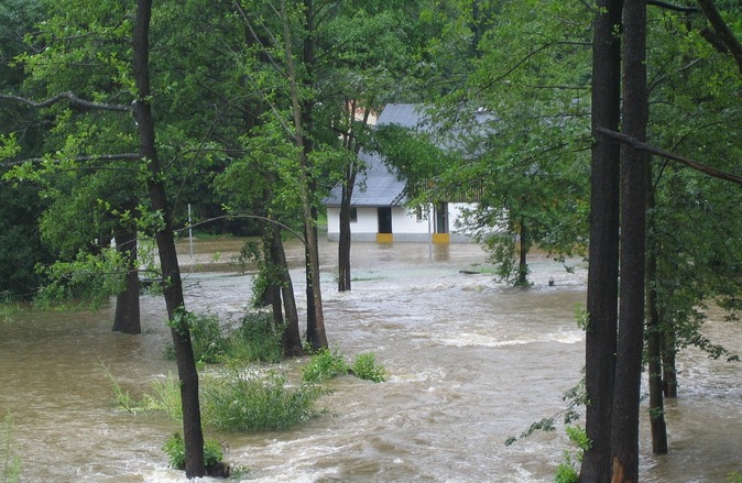 povodne, povoden, zatopeny dum 1
