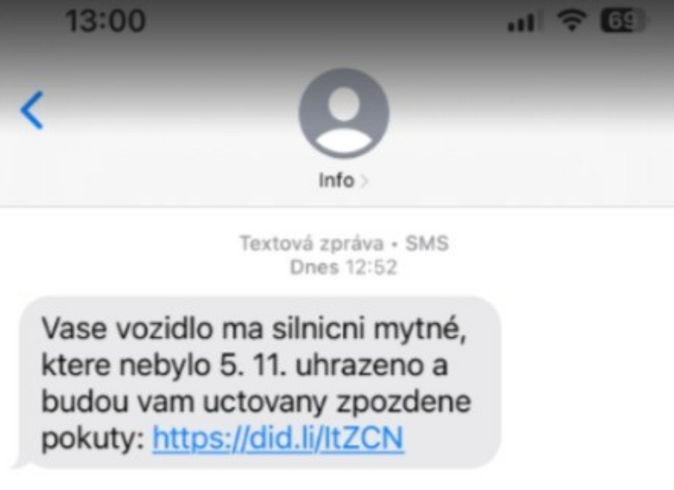 Pozor na SMS vyzývající k zaplacení pokuty za jízdu bez dálniční známky 1