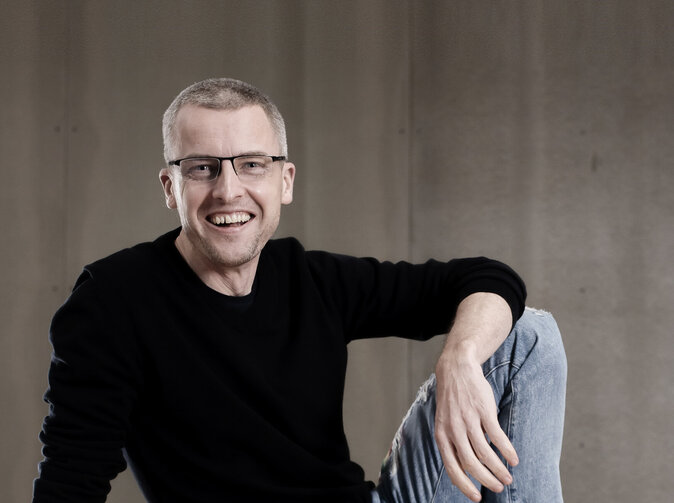 Direct kvůli AI propustí třetinu lidí. Pavel Řehák popisuje motivaci tohoto řezu