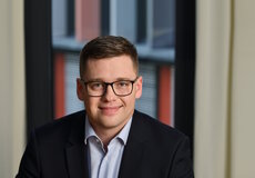 Kdo se stal vrchním obchodním ředitelem v České podnikatelské pojišťovně?