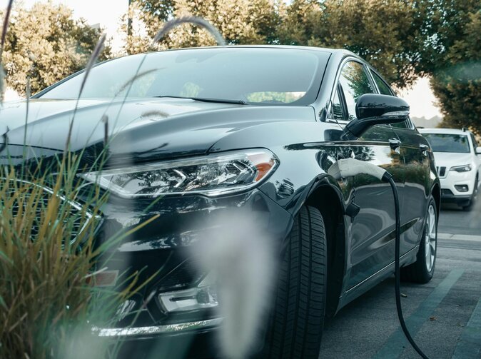 Česko překonalo hranici 50 tisíc elektromobilů