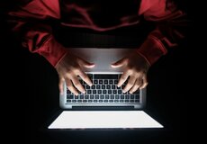 Pozice AI ve službách: Rakušané jsou otevření, ale opatrní